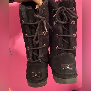 Black lace up BearPaw boots. Used condition.